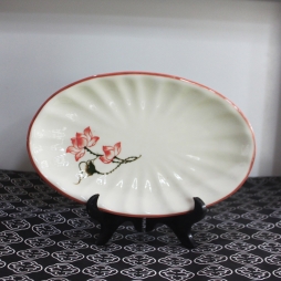Đĩa xoài gân bằng sứ Sen chỉ hồng vẽ tay (Kem)