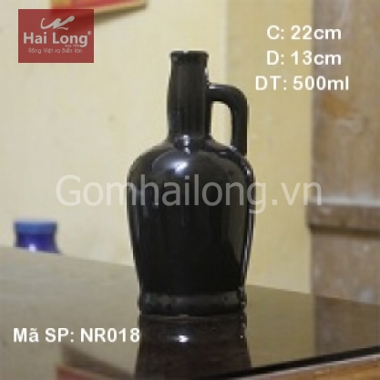 Chai rượu sứ dáng Chivas