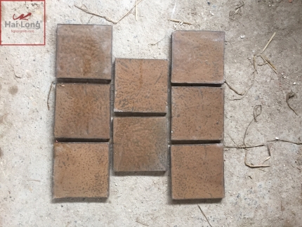 gach lat nen men nau gam Hai Long Tiles