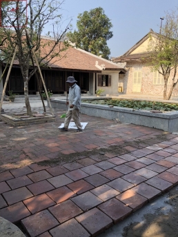 gạch cổ lát chùa đền đình miếu