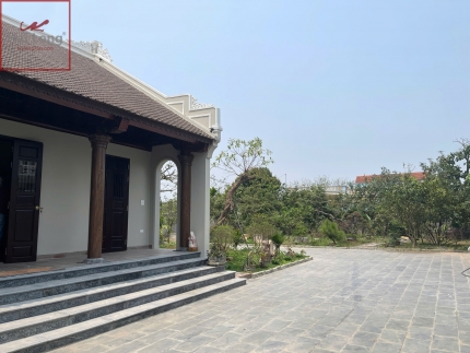 Ngói hài cổ màu nâu trầm