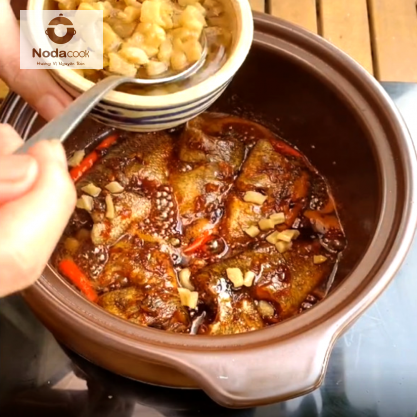 nồi đất bếp từ kho cá